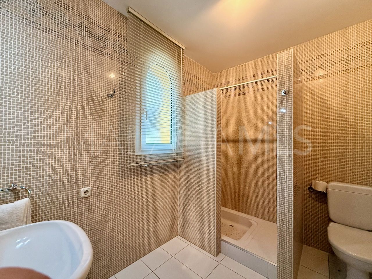 Villa with 5 bedrooms for sale in La Duquesa Golf