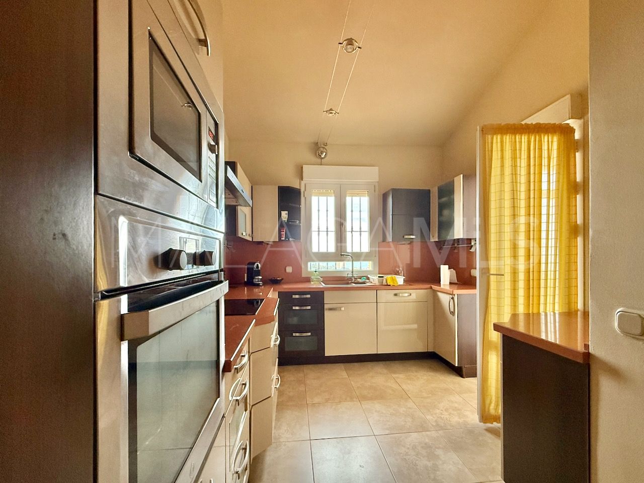 Villa with 5 bedrooms for sale in La Duquesa Golf