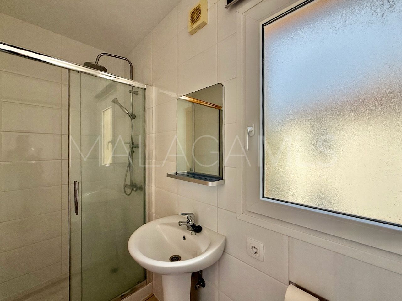 Villa with 5 bedrooms for sale in La Duquesa Golf