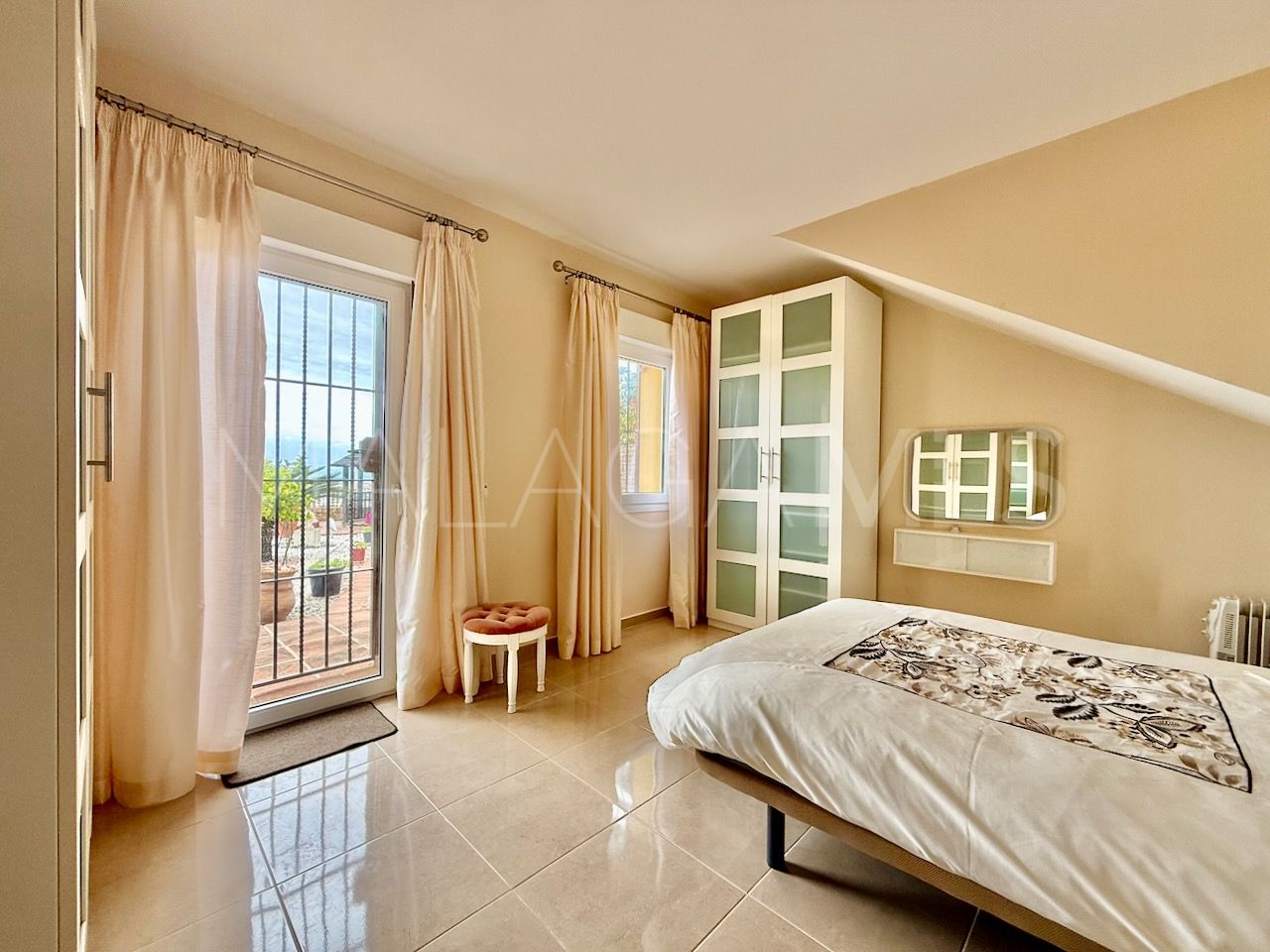Villa with 5 bedrooms for sale in La Duquesa Golf