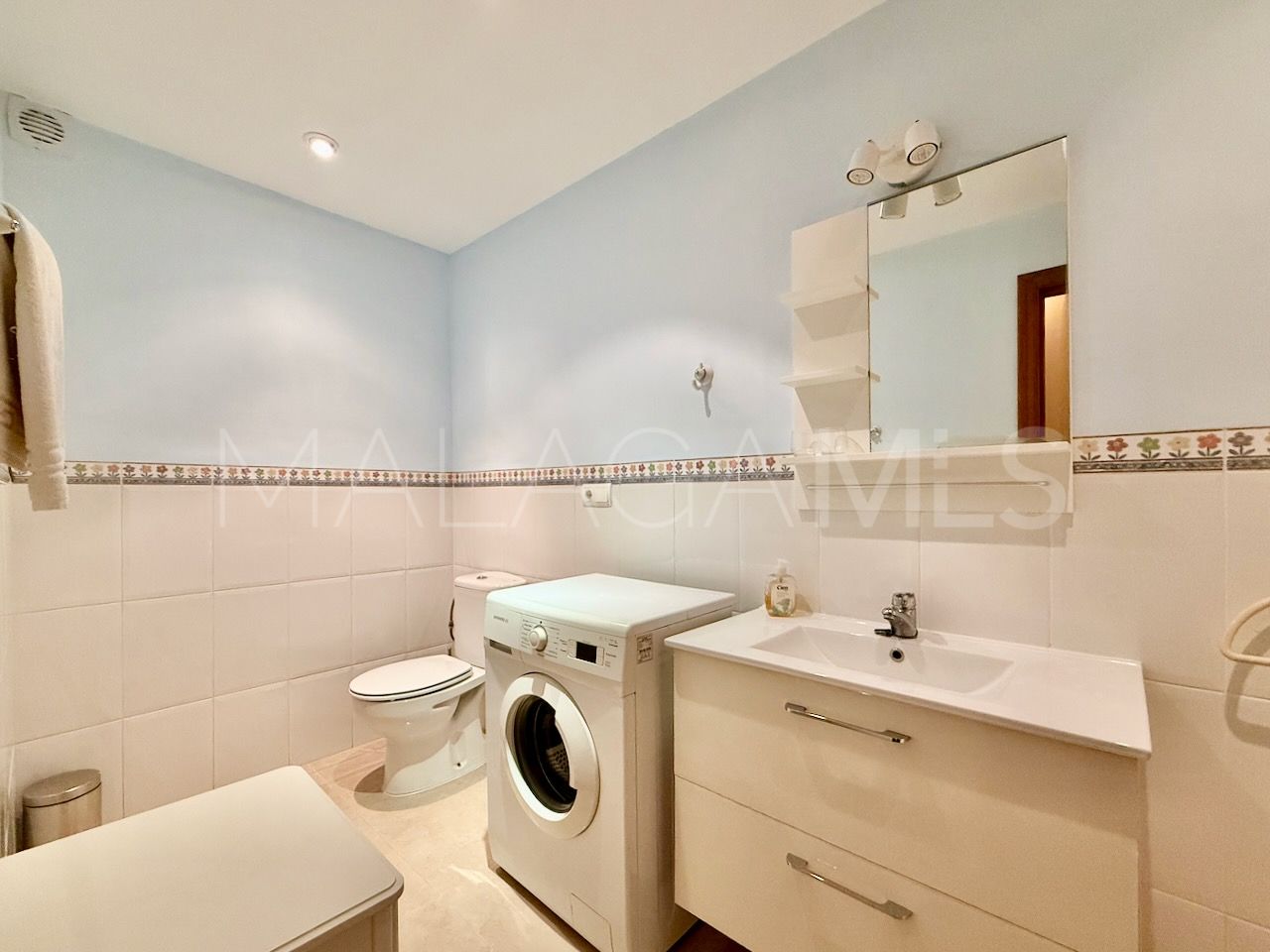 Villa with 5 bedrooms for sale in La Duquesa Golf