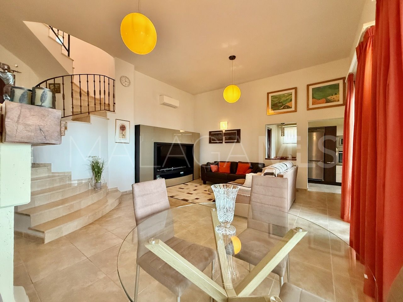 Villa with 5 bedrooms for sale in La Duquesa Golf