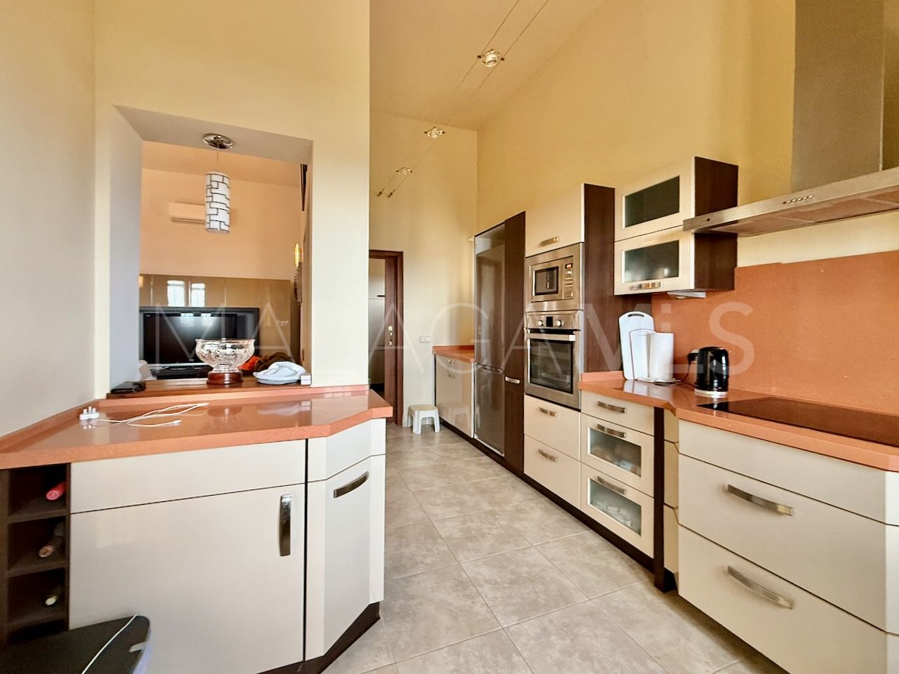 Villa with 5 bedrooms for sale in La Duquesa Golf