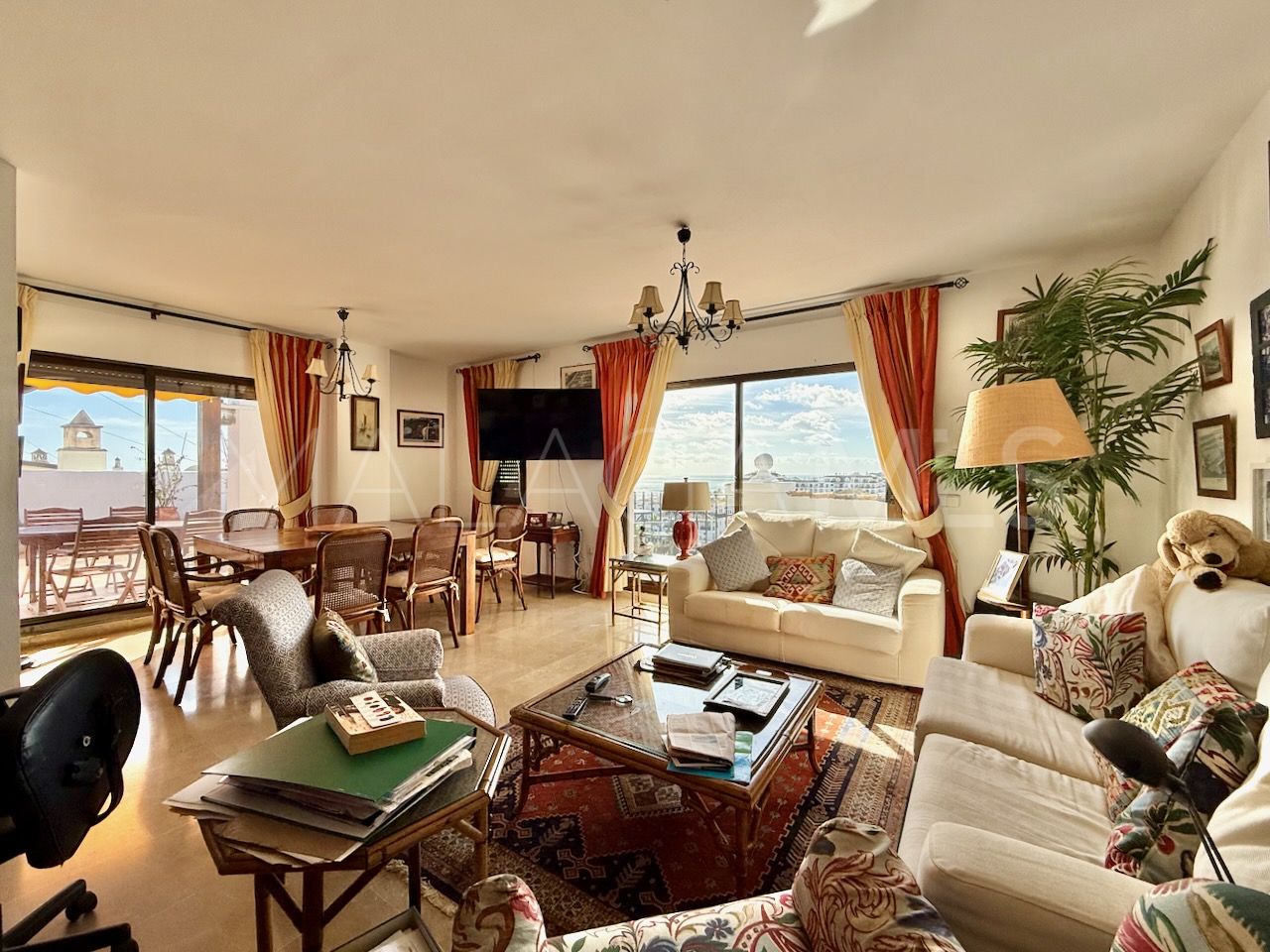 Penthaus for sale in Marina Duquesa