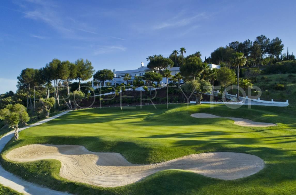 Penthouse for sale in Estepona Golf