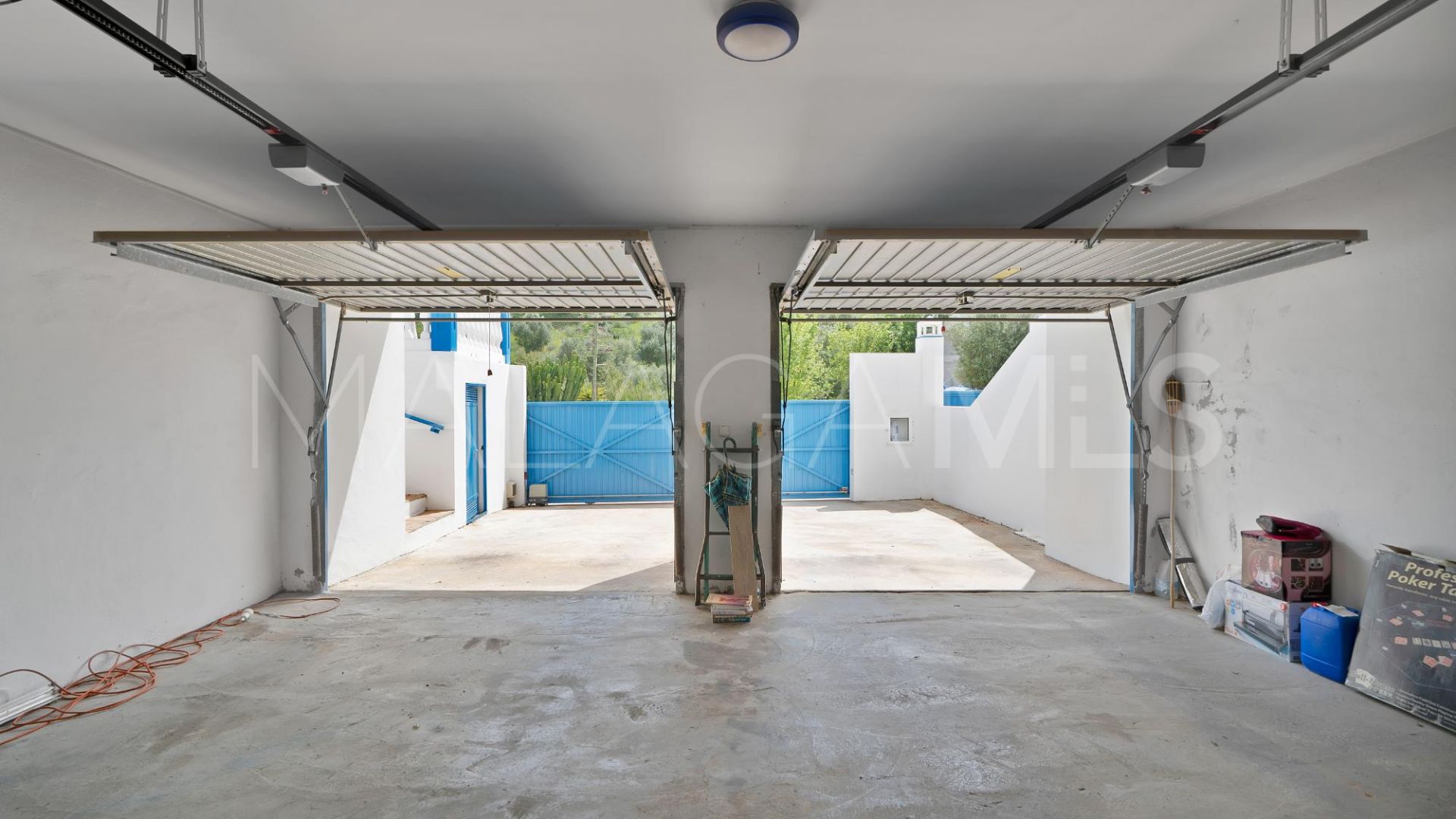 Villa for sale in Cerros del Aguila with 4 bedrooms