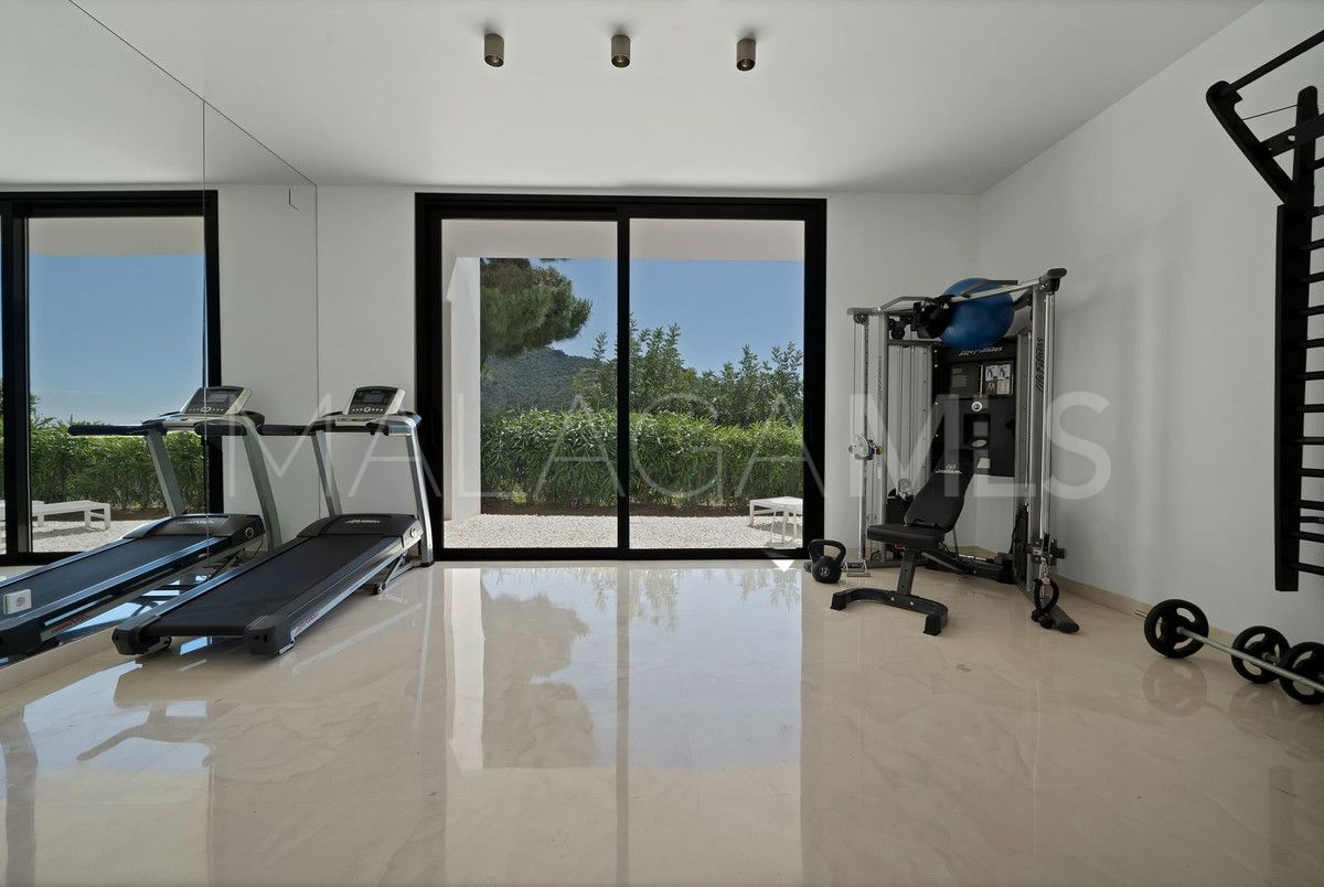 Villa de 5 bedrooms a la venta in Benahavis
