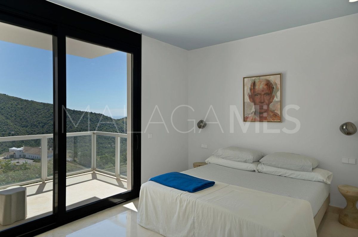Villa de 5 bedrooms a la venta in Benahavis