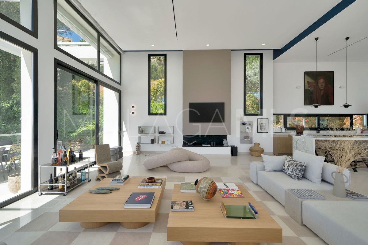 Villa de 5 bedrooms a la venta in Benahavis