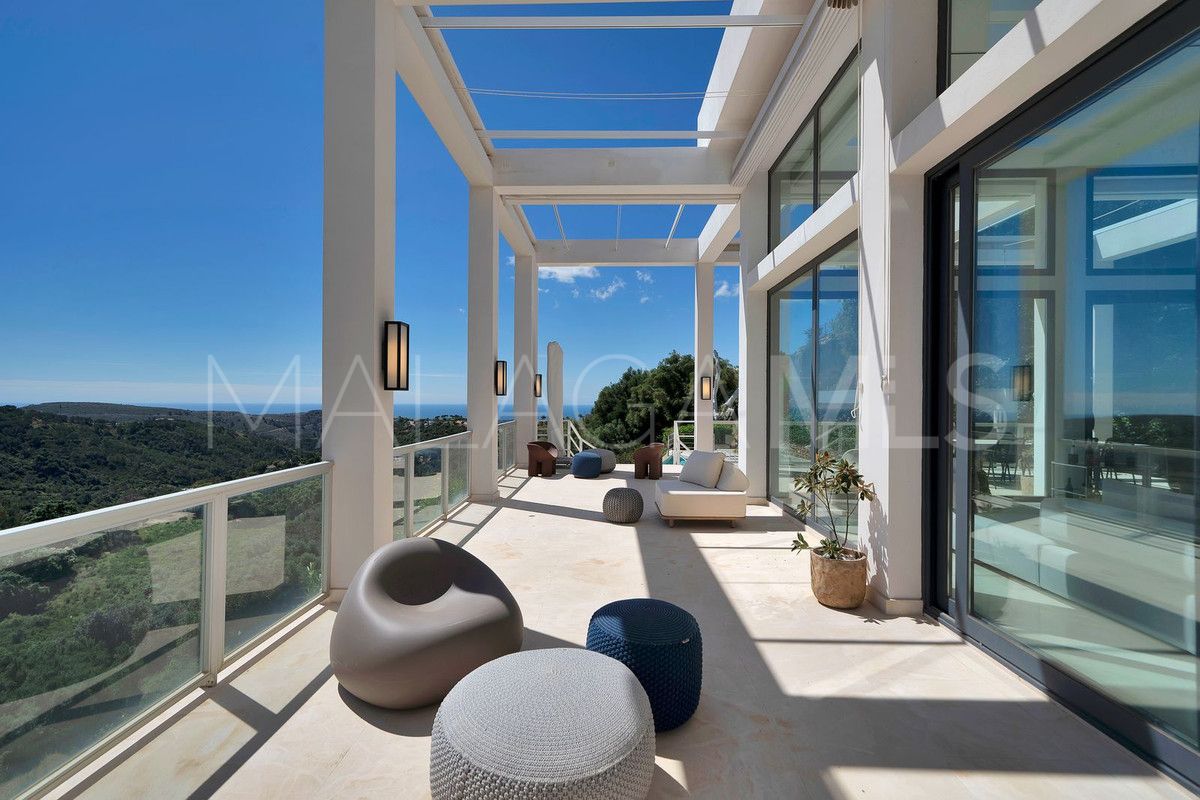 Villa de 5 bedrooms a la venta in Benahavis
