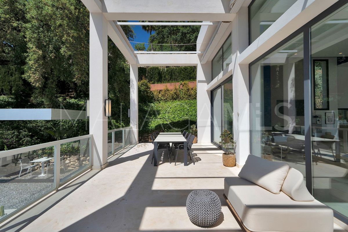 Villa de 5 bedrooms a la venta in Benahavis