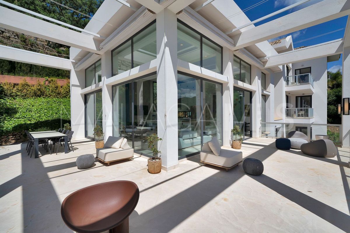 Villa de 5 bedrooms a la venta in Benahavis