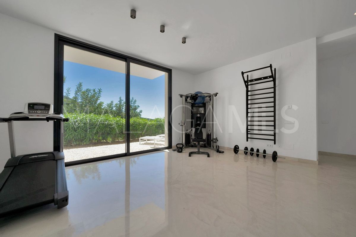 Villa de 5 bedrooms a la venta in Benahavis