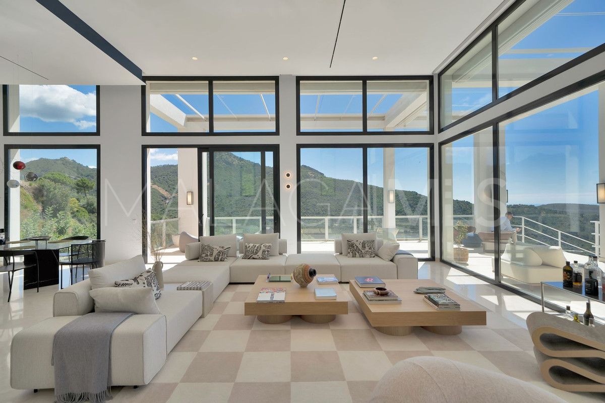 Villa de 5 bedrooms a la venta in Benahavis