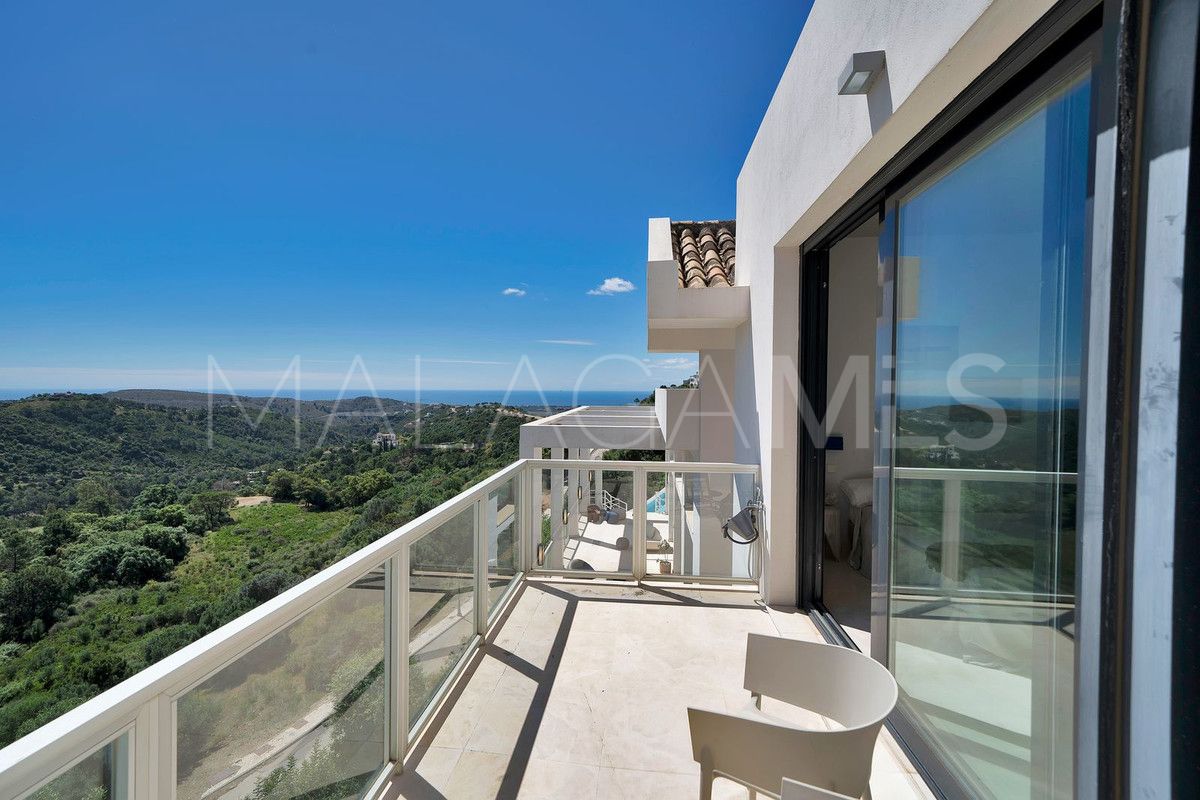 Villa de 5 bedrooms a la venta in Benahavis