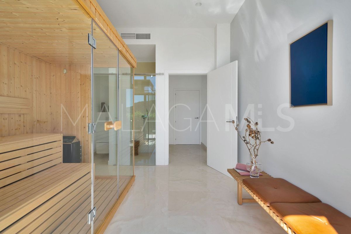 Villa de 5 bedrooms a la venta in Benahavis