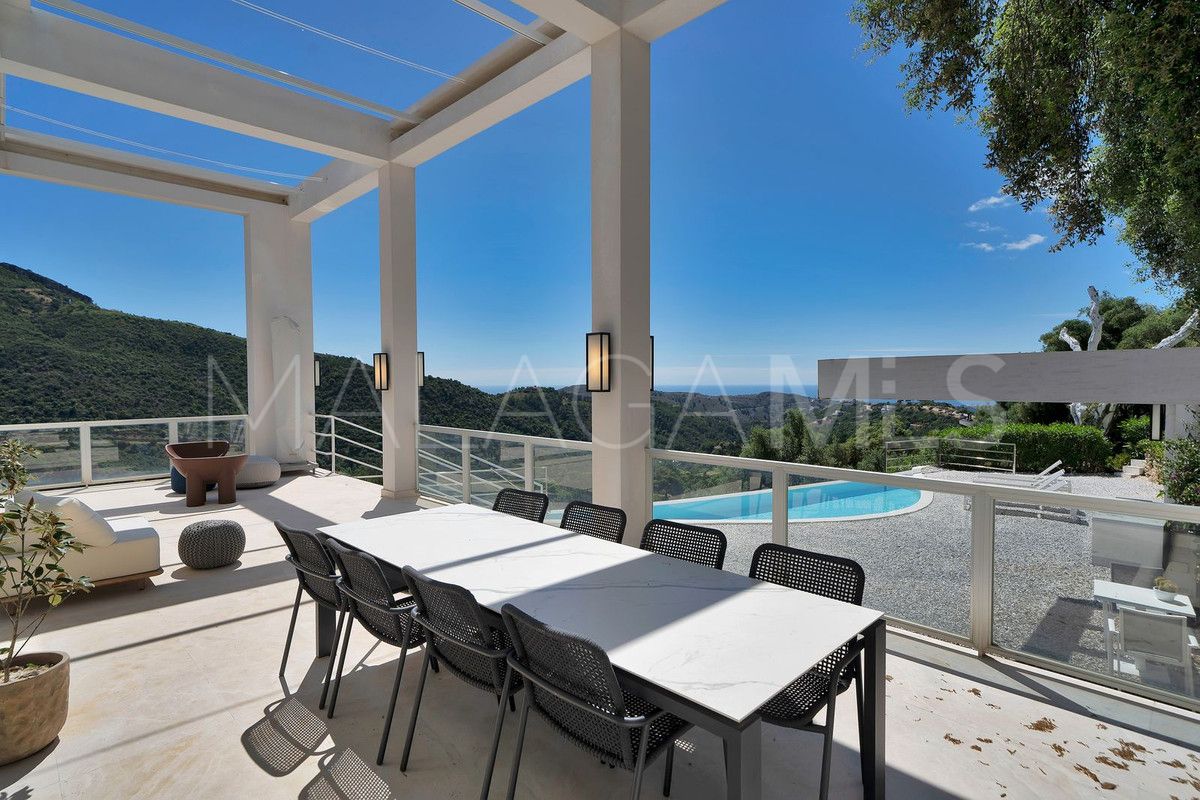 Villa de 5 bedrooms a la venta in Benahavis