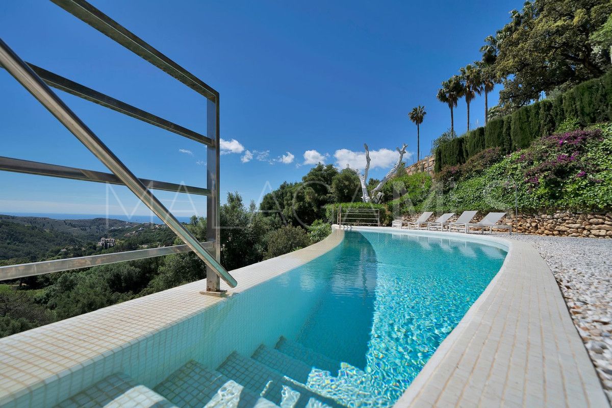 Villa de 5 bedrooms a la venta in Benahavis