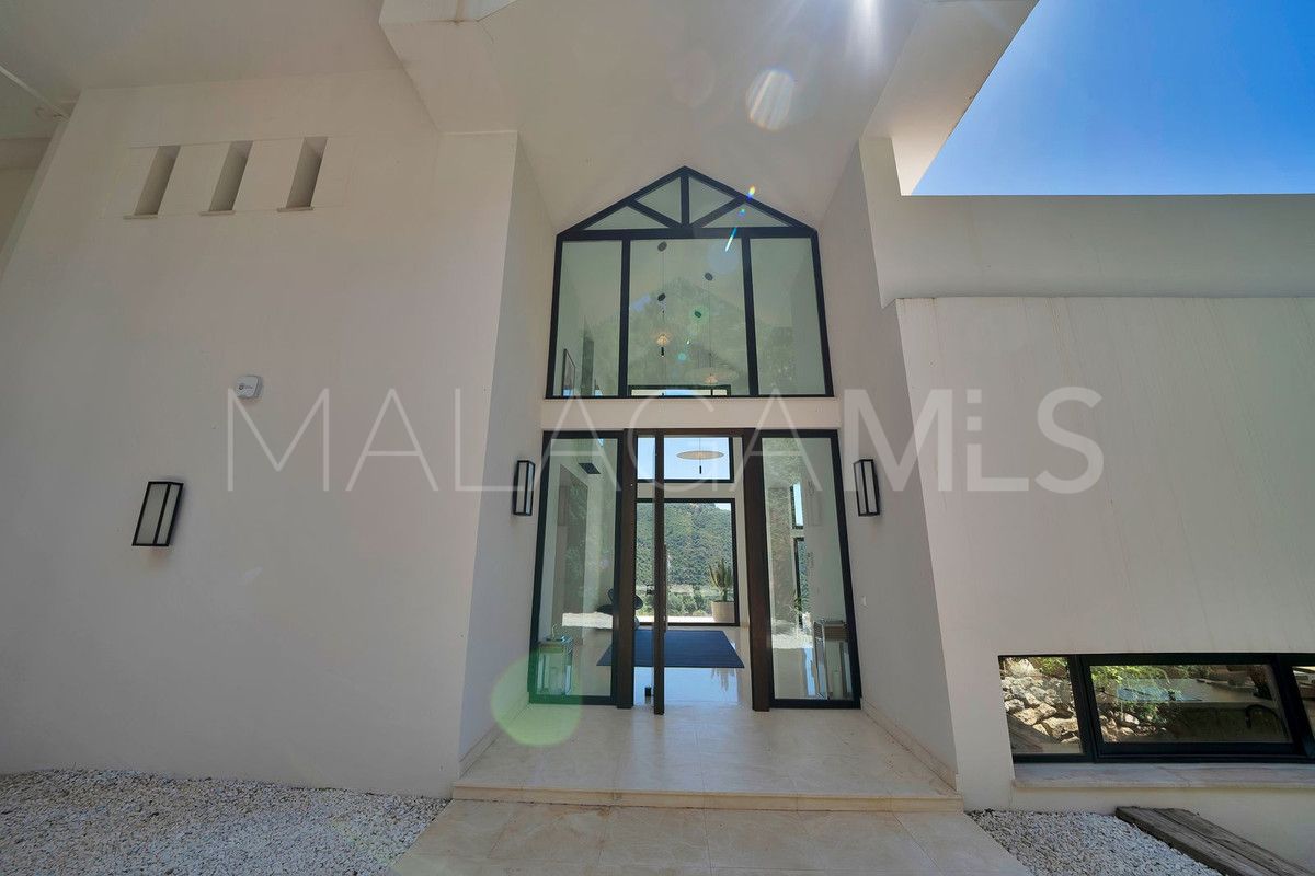 Villa de 5 bedrooms a la venta in Benahavis