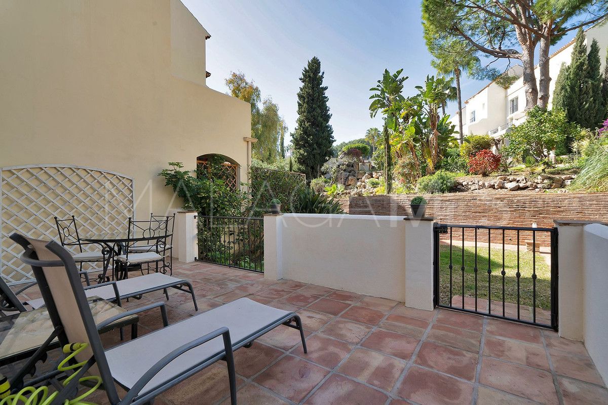 Markplanslägenhet for sale in Nueva Andalucia