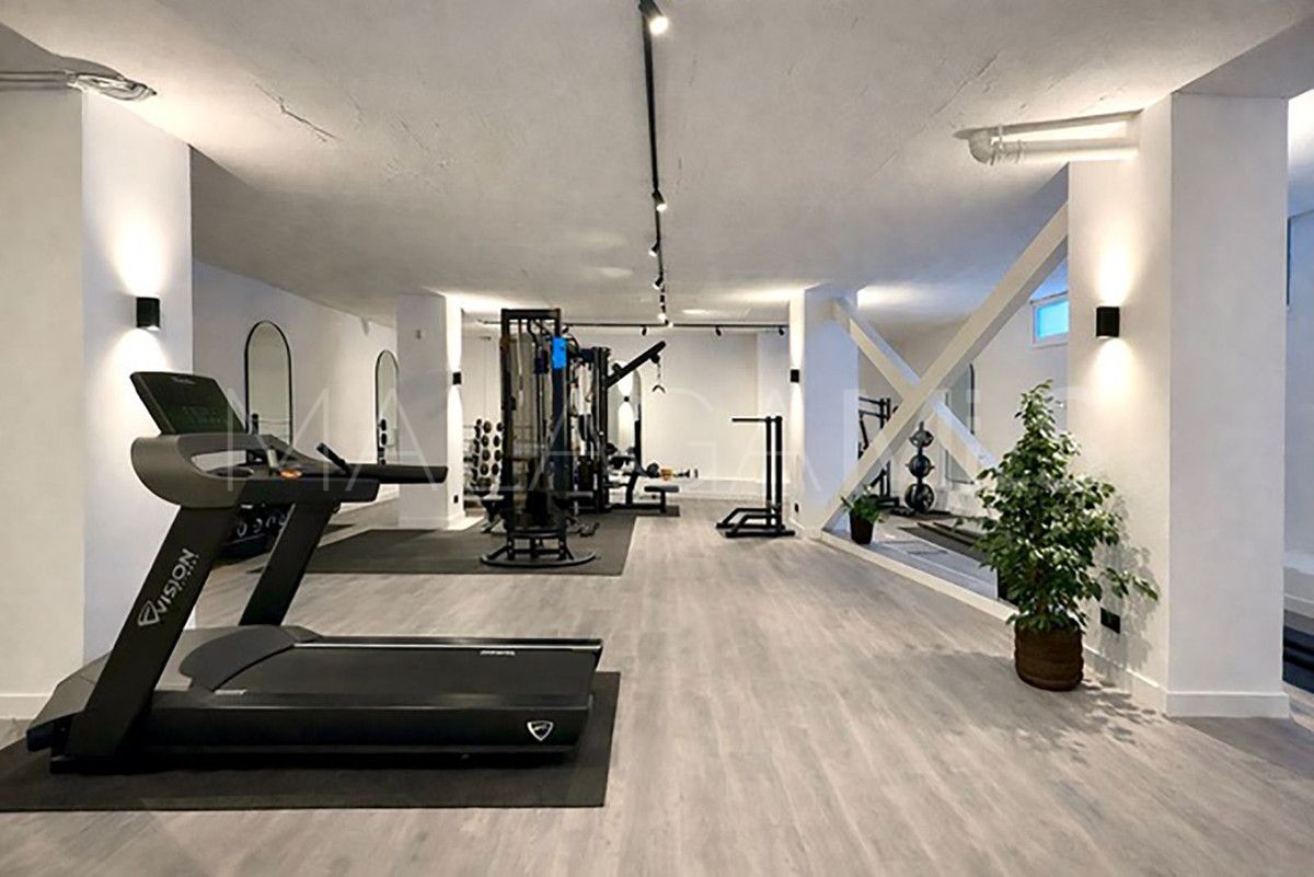 Villa for sale in Benahavis