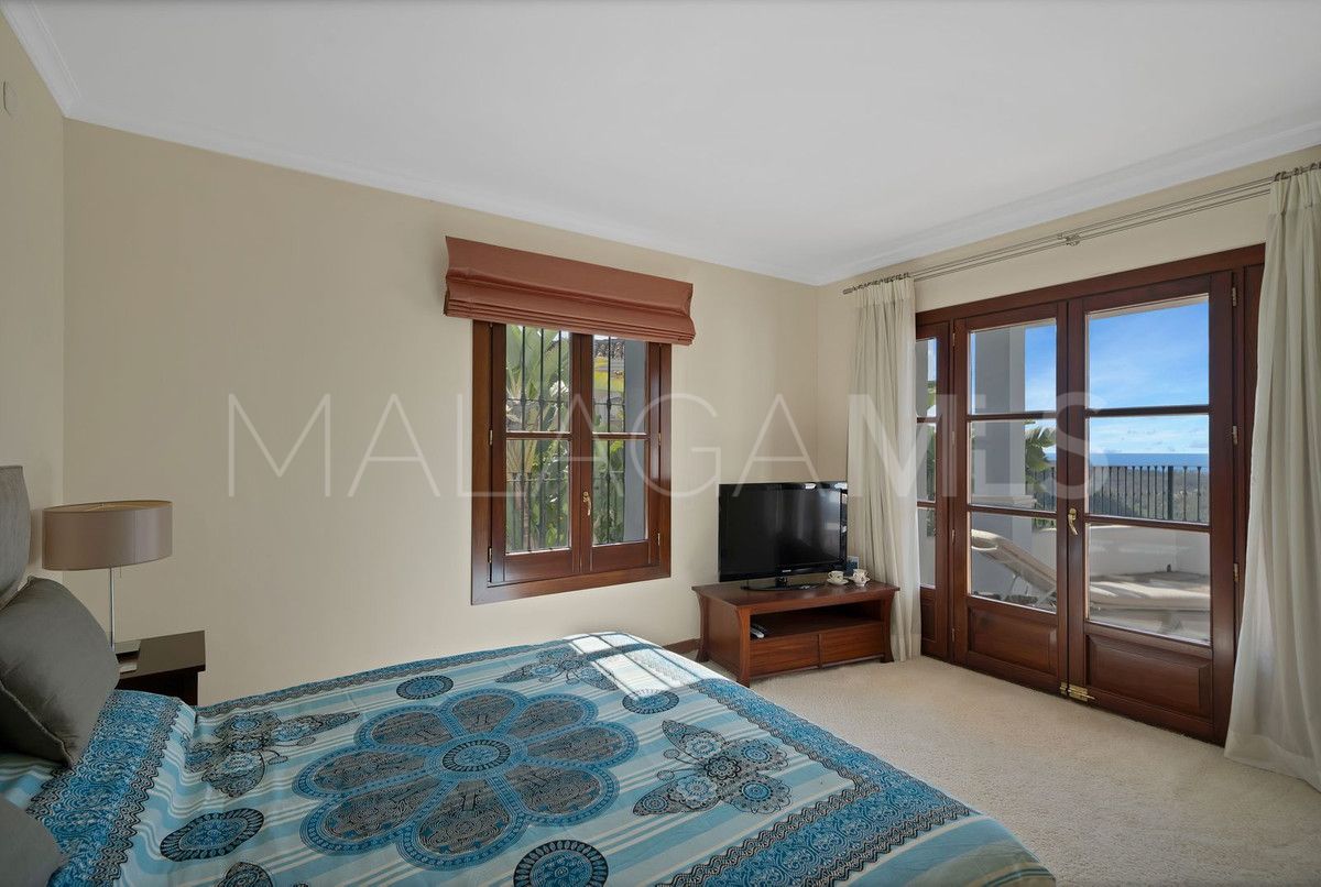 3 bedrooms town house in Benahavis for sale
