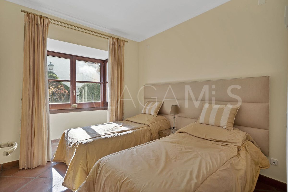 3 bedrooms town house in Benahavis for sale