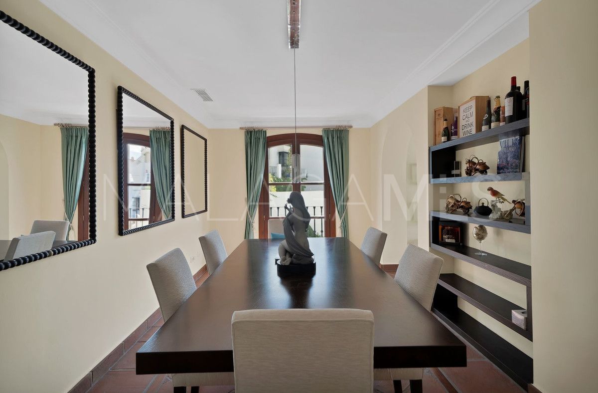 3 bedrooms town house in Benahavis for sale