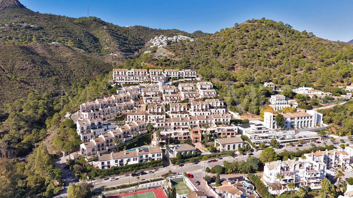 Maison de ville for sale in Benahavis