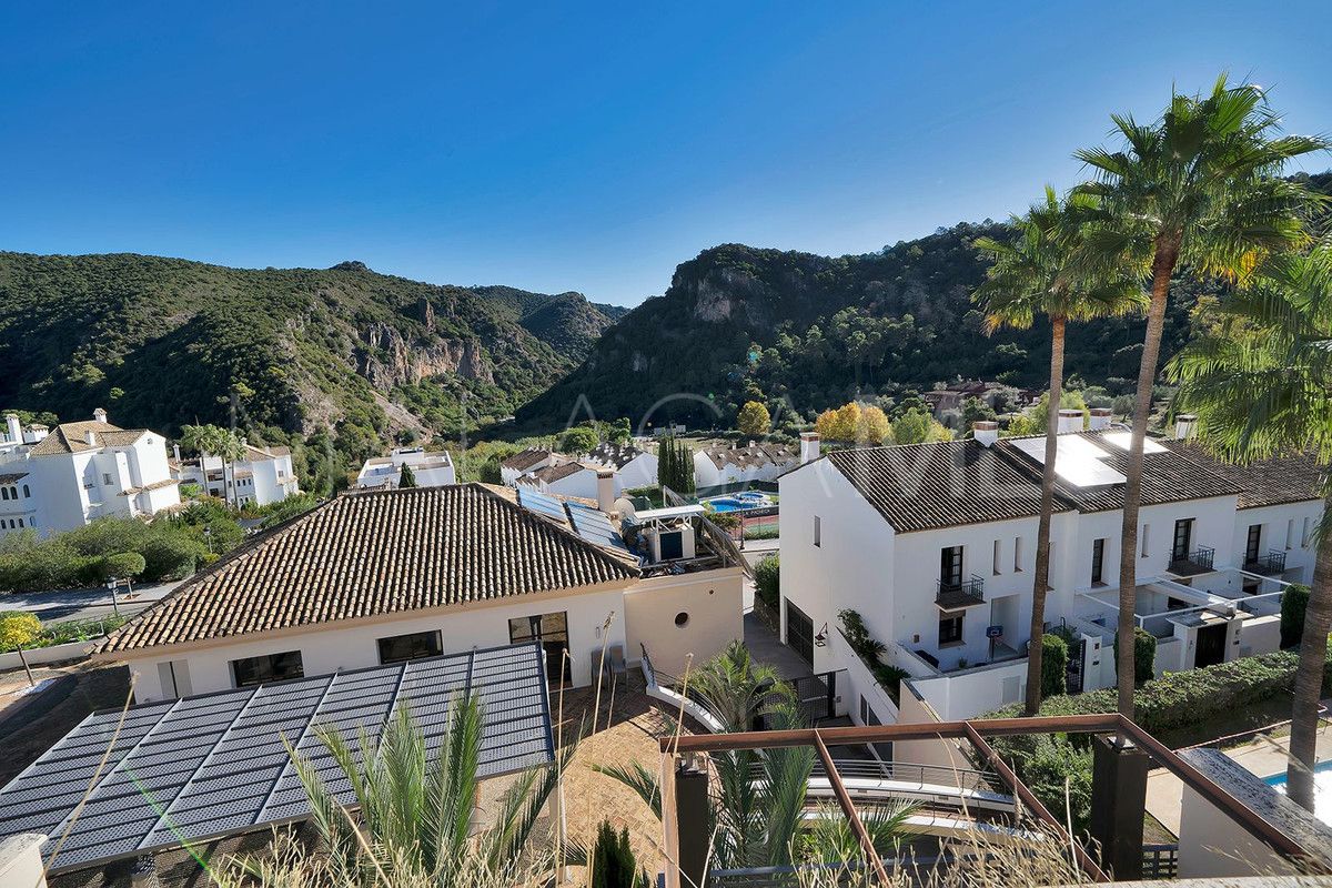 Maison de ville for sale in Benahavis