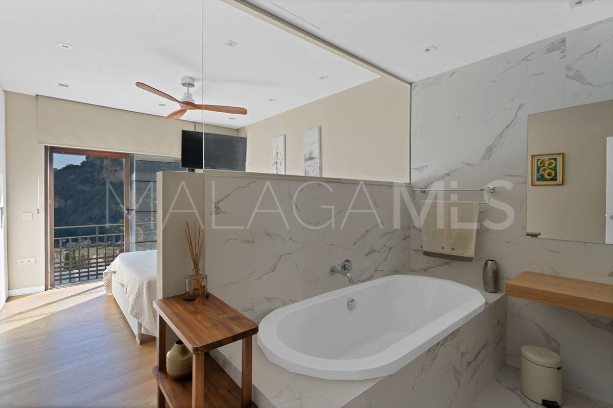 Maison de ville for sale in Benahavis