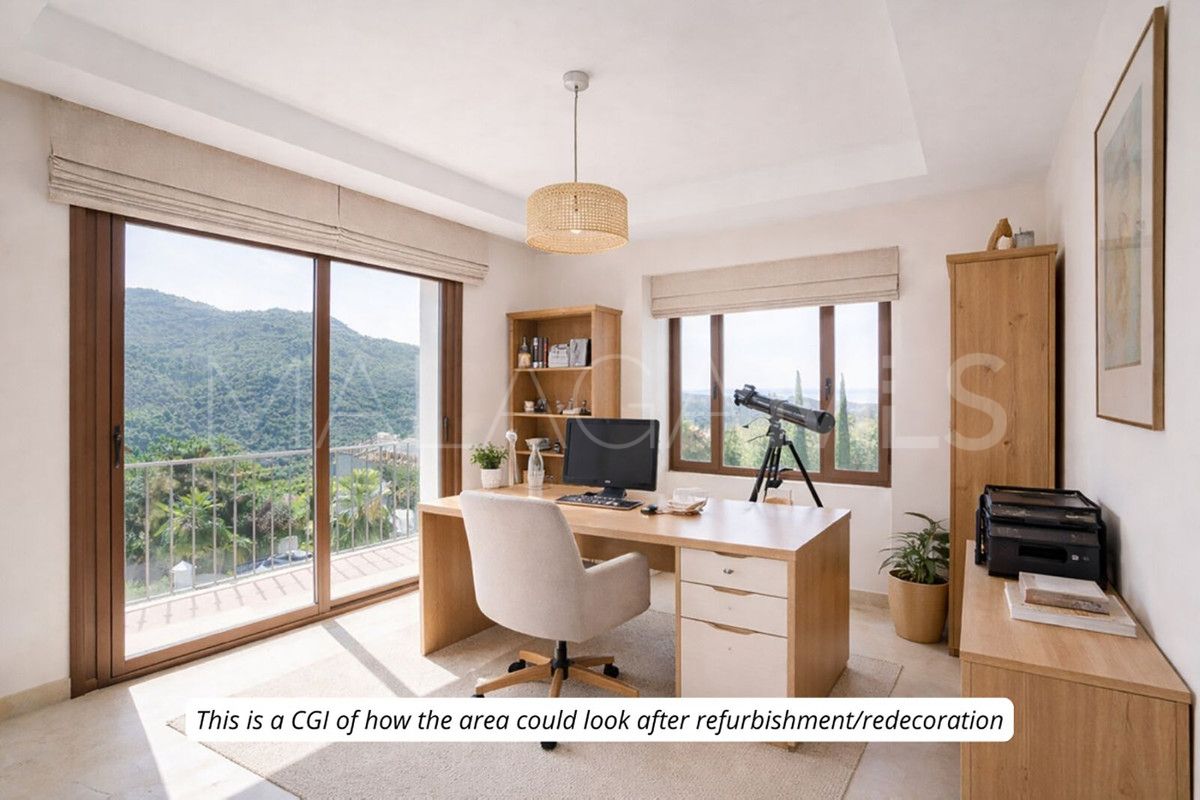 Villa for sale in Benahavis