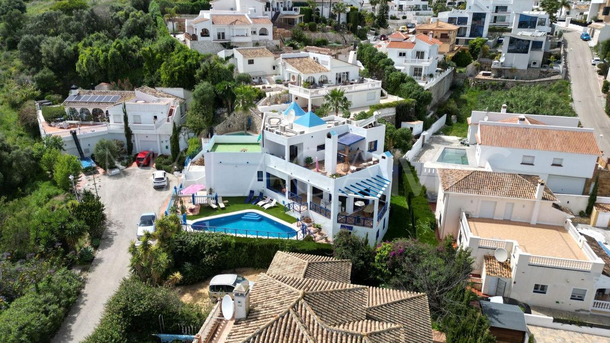 Villa for sale in Mijas Costa