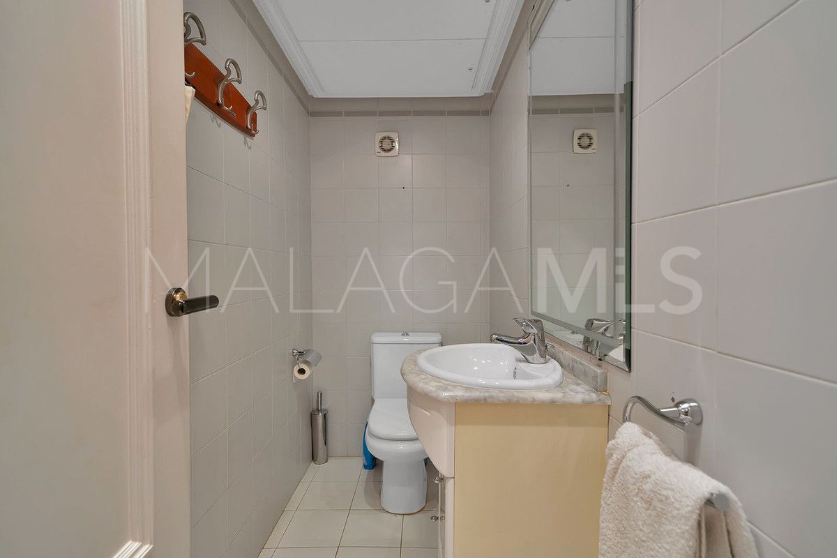 Se vende apartamento planta baja in New Golden Mile with 2 bedrooms