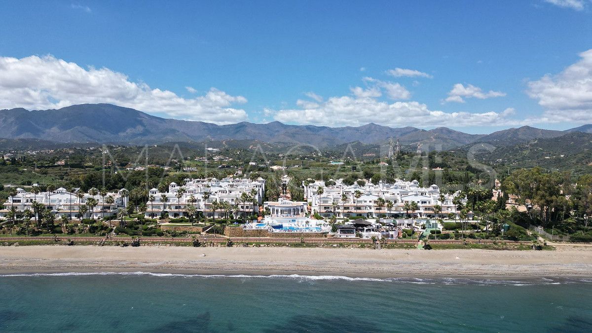 Se vende apartamento planta baja in New Golden Mile with 2 bedrooms