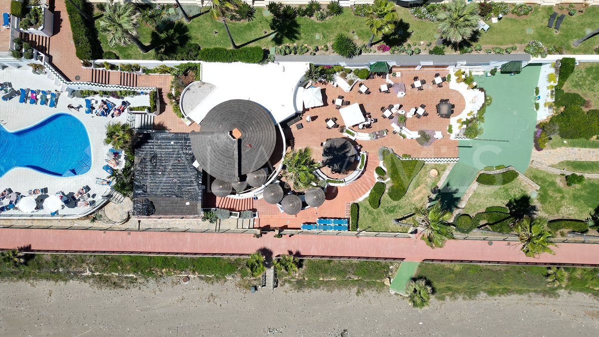 Se vende apartamento planta baja in New Golden Mile with 2 bedrooms