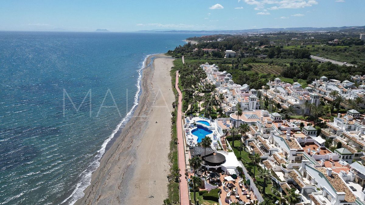 Se vende apartamento planta baja in New Golden Mile with 2 bedrooms