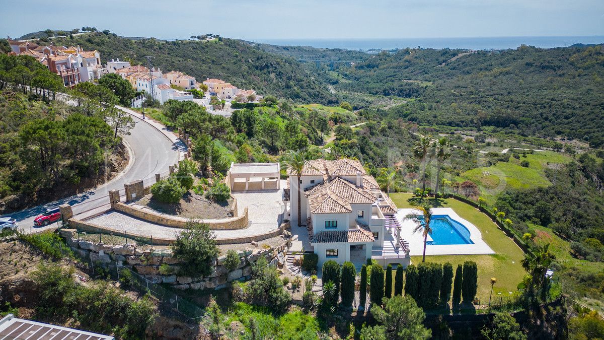 6 bedrooms Benahavis villa for sale