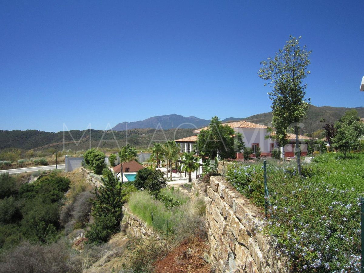 6 bedrooms villa in Benahavis for sale