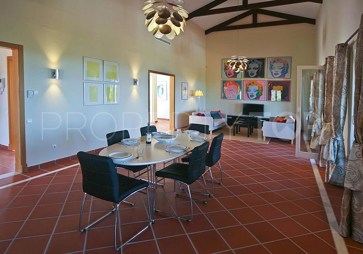 6 bedrooms villa in Benahavis for sale