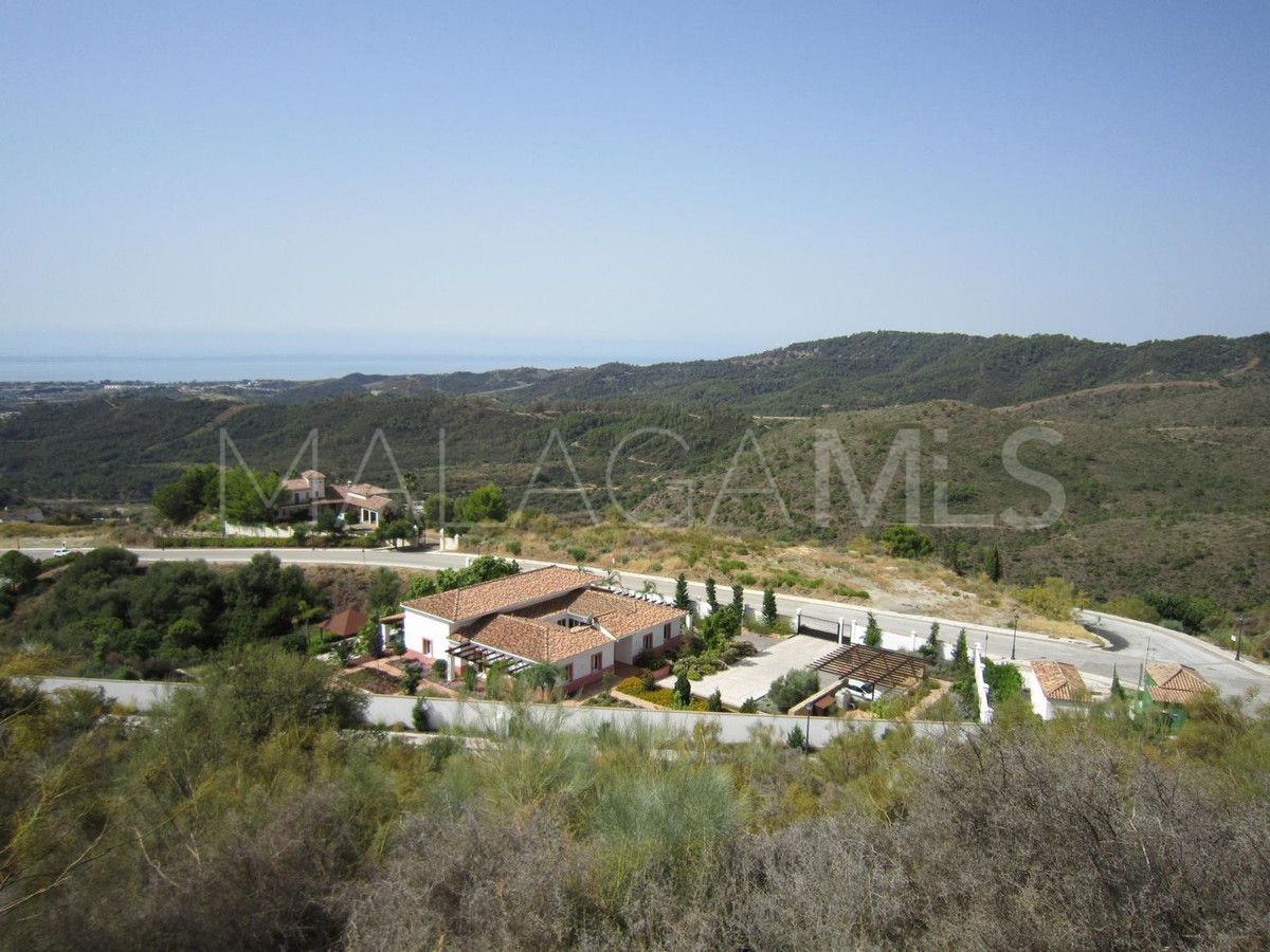 6 bedrooms villa in Benahavis for sale