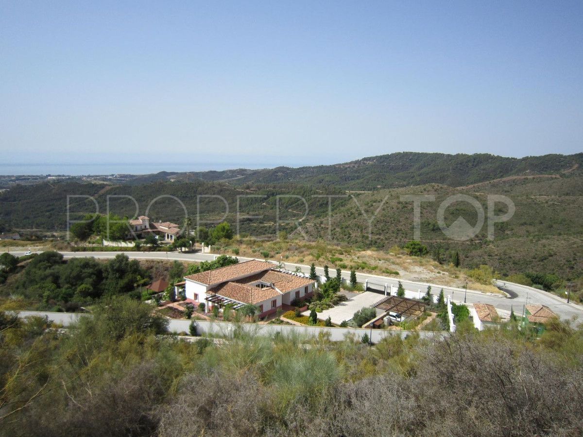 6 bedrooms villa in Benahavis for sale