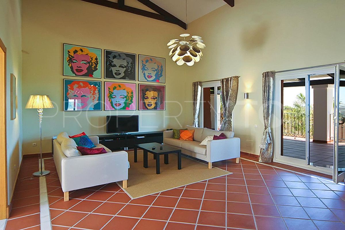 6 bedrooms villa in Benahavis for sale