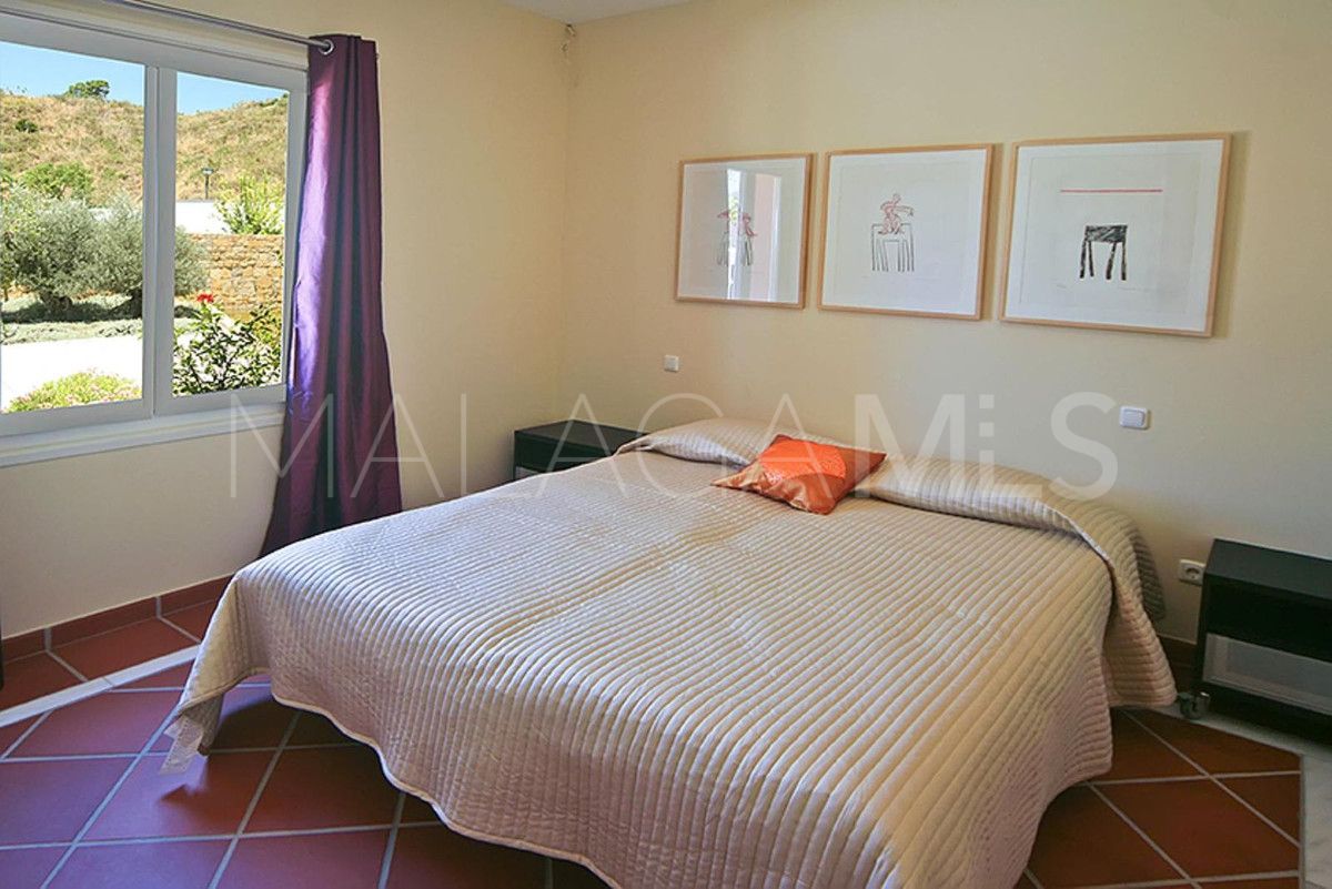 6 bedrooms villa in Benahavis for sale