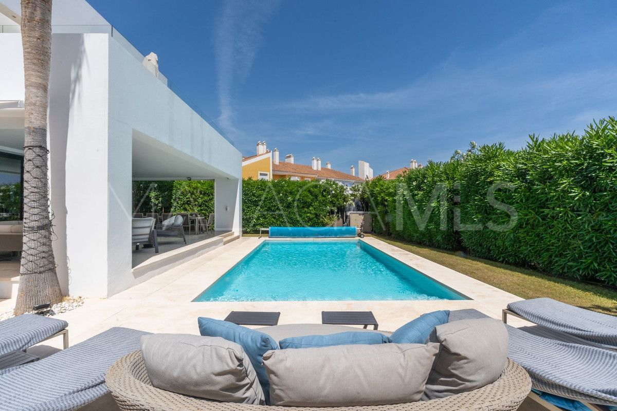 For sale El Paraiso 5 bedrooms villa