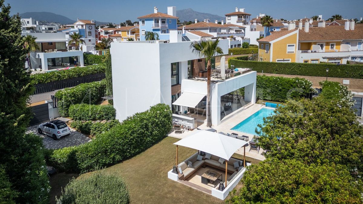 For sale El Paraiso 5 bedrooms villa