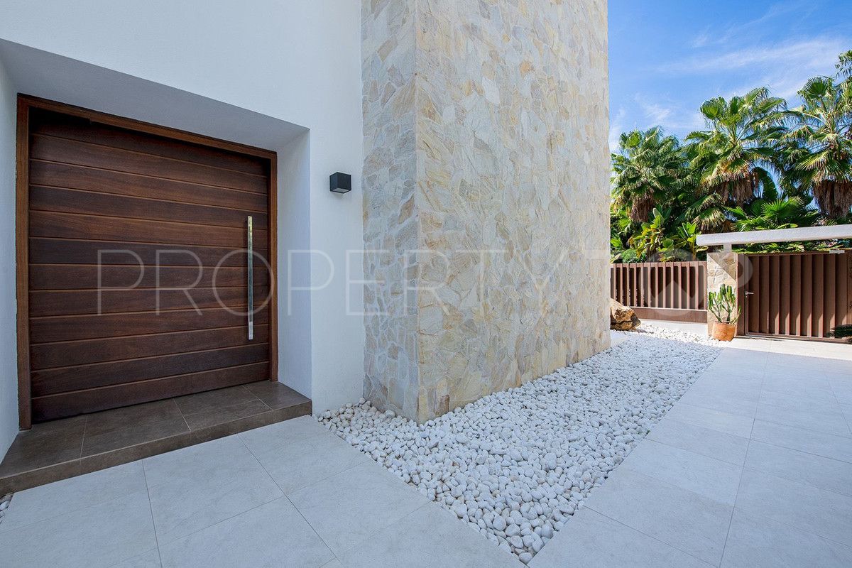 New Golden Mile, villa con 8 dormitorios en venta