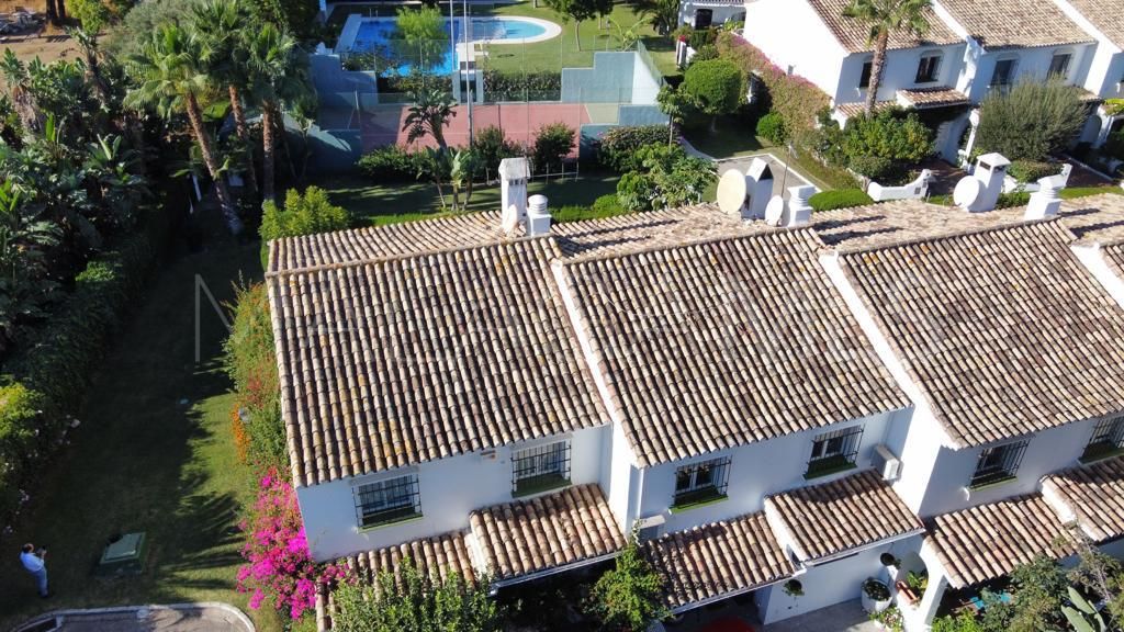 Buy Las Petunias town house with 3 bedrooms