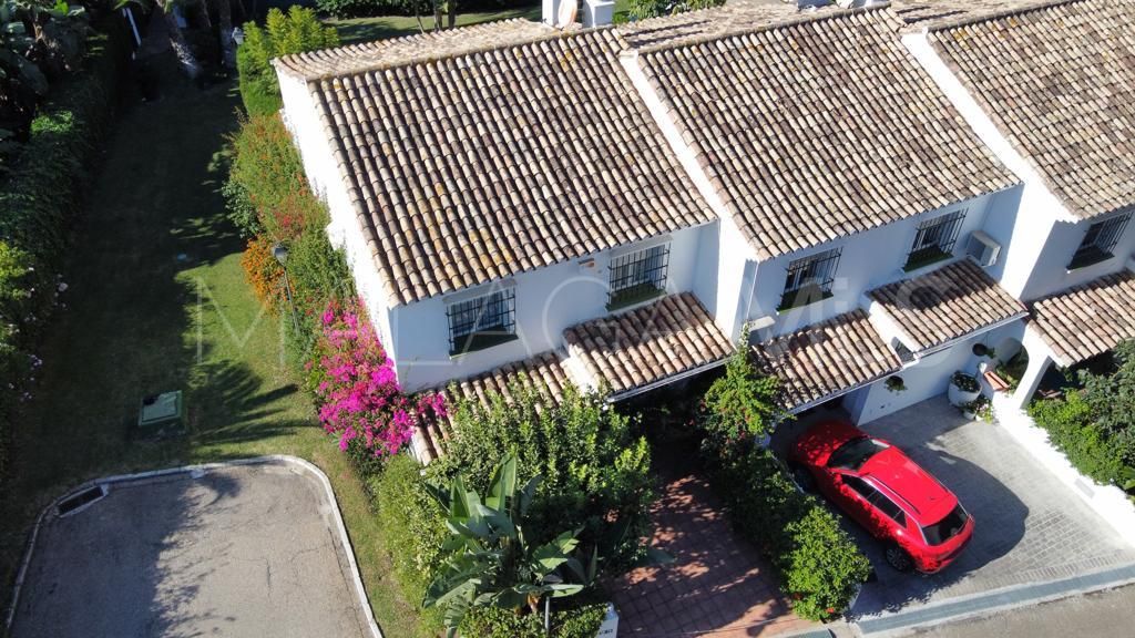 Buy Las Petunias town house with 3 bedrooms