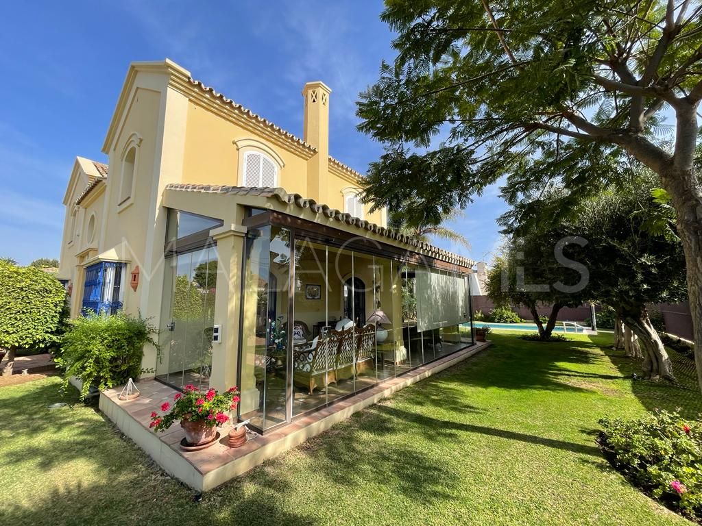 Villa for sale in Linda Vista Baja